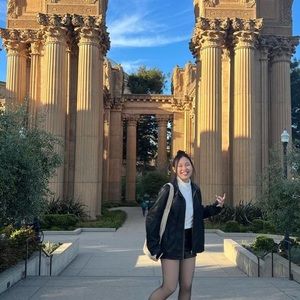 Meet your Posher, Rachel